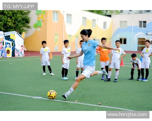 足球不仅是一项运动更是文化交流与团结的象征